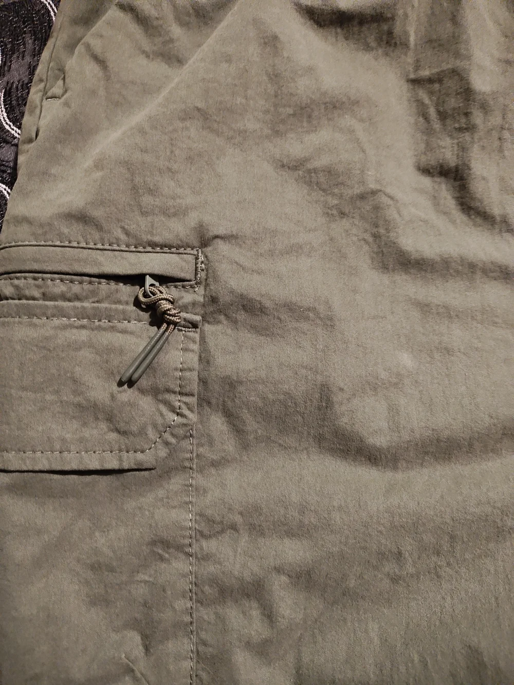 No Boundaries Olive Green Cargo Shorts with Drawstring Waist